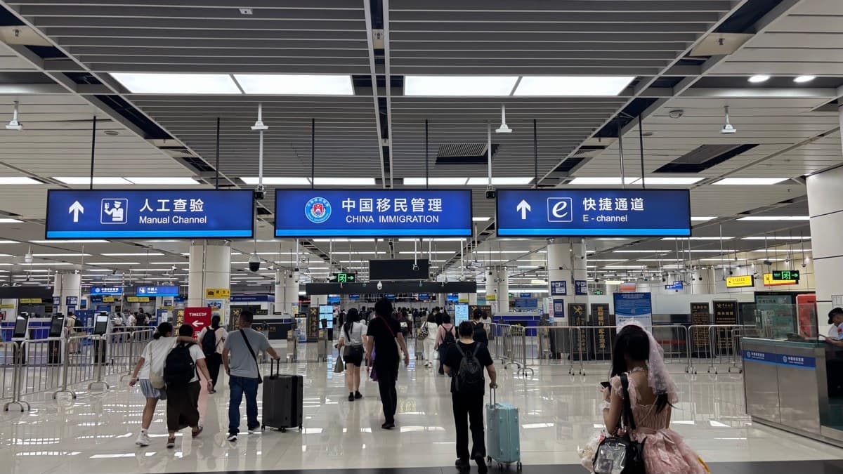 From Hong Kong: Shenzhen Technology Day Tour - Photo 1